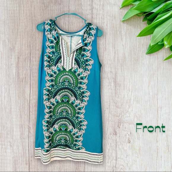 Sleeves Dress - Picture 1 of 3